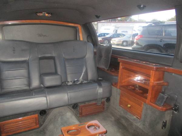 2001 Lincoln Town Car Executive Limousine for sale in Lincoln, NE – photo 13