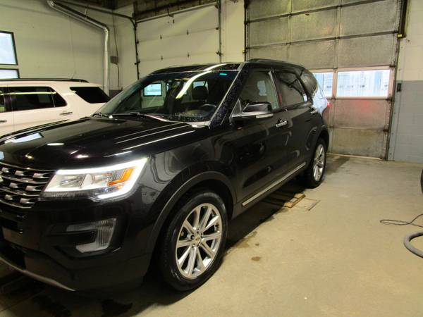 2017 Ford Explorer Limited IN HOUSE FINANCING! - cars & trucks - by... for sale in Danbury, IA – photo 2