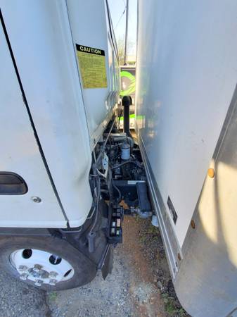 99 Isuzu NPR 16ft box truck w/liftgate for sale in Shingle Springs, CA – photo 6