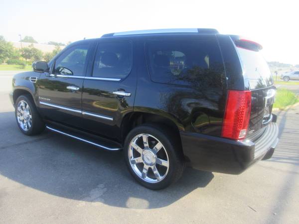 2008 CADILLAC ESCALADE PREMIUM AWD BLACK ON BLACK 1-OWNER 110k for sale in Little Rock, AR – photo 6