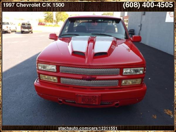 1997 Chevrolet C/K 1500 Reg Cab 131.5" WB with Cigarette lighter for sale in Janesville, WI – photo 2