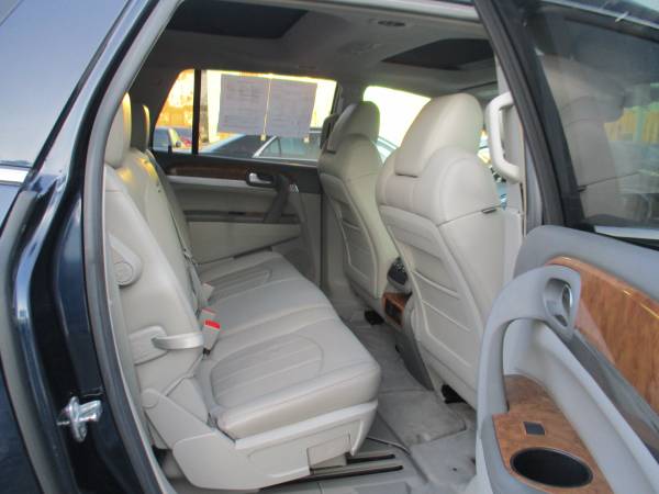 2008 Buick Enclave CXL **Steal Deal/ 3D row seat, Sunroof** for sale in Roanoke, VA – photo 22