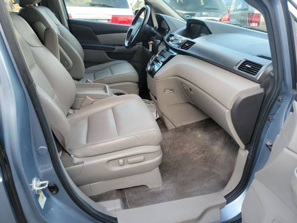 2013 Honda Odyssey - - by dealer - vehicle automotive for sale in Highspire, PA – photo 8