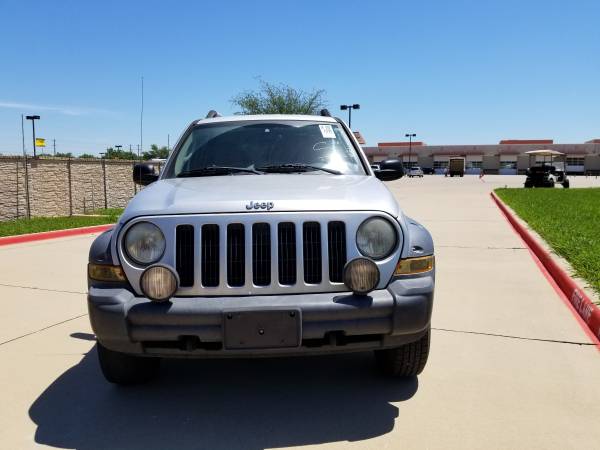 2006 Jeep Liberty Renegade silver auto Nice - - by for sale in Addison, TX – photo 2