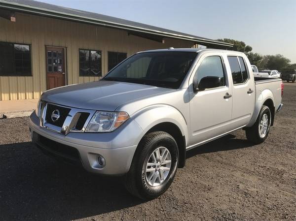 2016 Nissan Frontier SV V6 King Cab 4WD - cars & trucks - by dealer... for sale in Bosque Farms, NM – photo 3