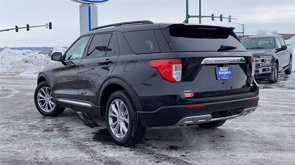 2020 Ford Explorer XLT suv Black - - by dealer for sale in Iowa City, IA – photo 4