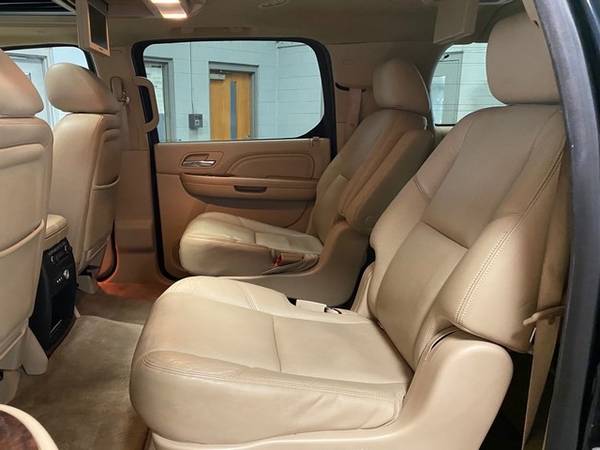 2014 Cadillac Escalade PREMIUM AWD - - by dealer for sale in Coopersville, MI – photo 15