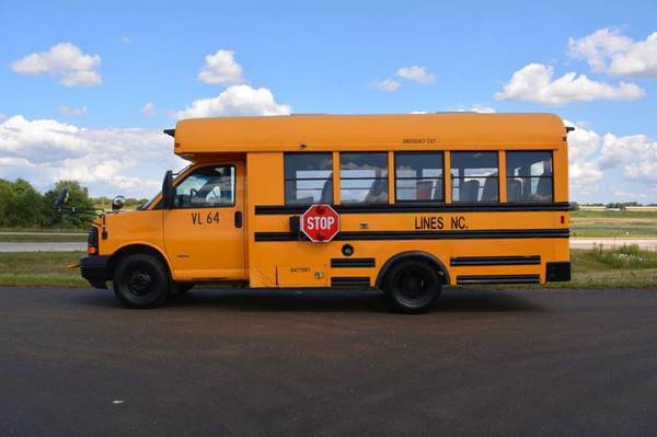 2008 Chevrolet Express G3500 Mini School Bus for sale in Cedar Rapids, IA – photo 3