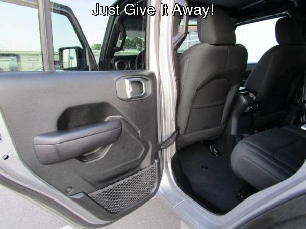 2018 Jeep Wrangler Unlimited Sport S Call for sale in Jacksonville, NC – photo 14