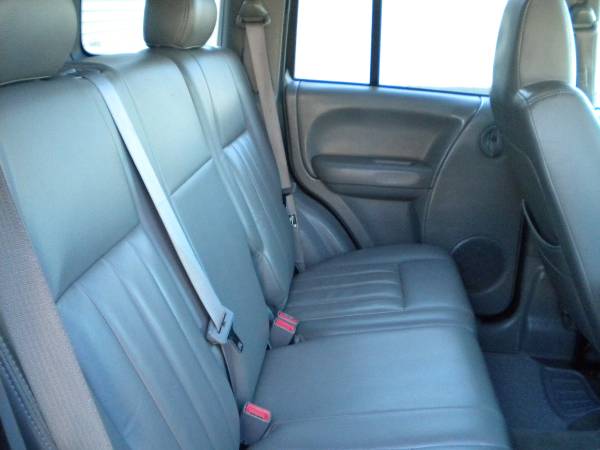 Jeep Liberty 4X4 65th anniversary edition Sunroof 1 Year for sale in Hampstead, NH – photo 17