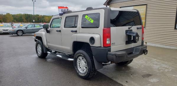 2007 HUMMER H3 4WD 4dr SUV for sale in Chesaning, MI – photo 2