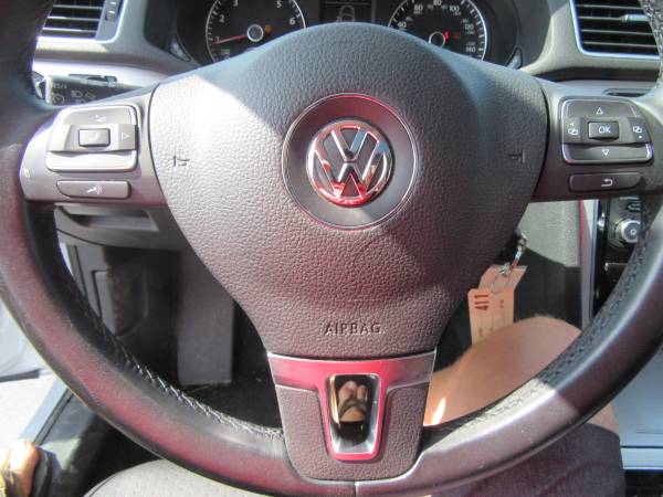 2012 Volkswagen Passat - cars & trucks - by dealer - vehicle... for sale in Fenton, MO – photo 18