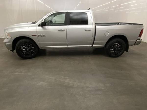 2018 Ram 1500 Diesel 4x4 4WD Truck Dodge Big Horn Crew Cab 64 Box for sale in Portland, OR – photo 6