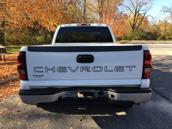 2004 Chevy Silverado 1500 158K! - cars & trucks - by dealer -... for sale in Riverside, MO – photo 4