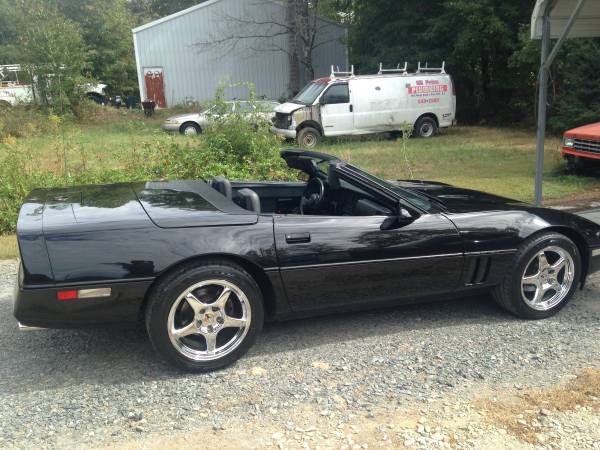 1987 Chevrolet Corvette convertible for sale in Madison, NC – photo 17