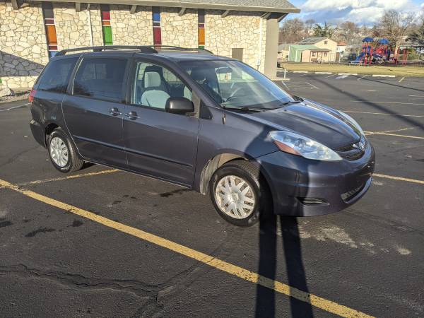 2006 Toyota Sienna LE for sale in LEWISTON, ID – photo 2