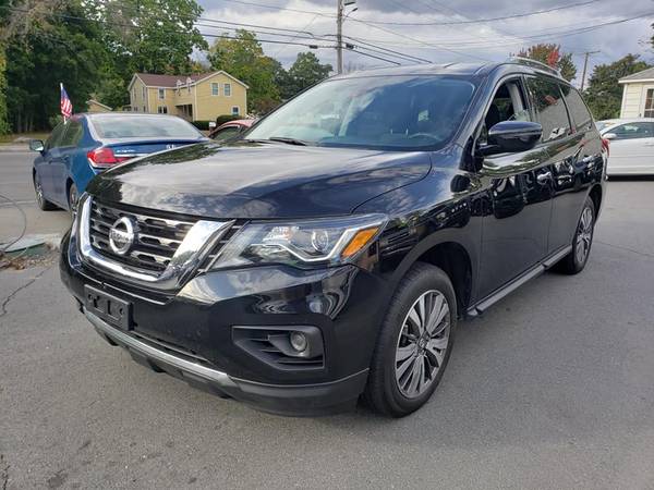 17 Nissan Pathfinder S!4WD!Only 45k!LOADED!!5 Yr 100k Warr INCLUDED!!! for sale in METHUEN, ME – photo 3