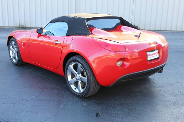 2006 Pontiac Solstice Convertible, Leather, only 94K miles! - cars &... for sale in Lansing, MO – photo 12