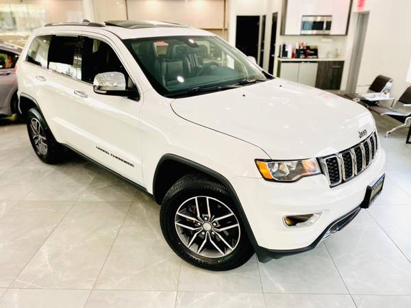 2018 Jeep Grand Cherokee Limited 4x4 359 / MO - cars & trucks - by... for sale in Franklin Square, NY – photo 9