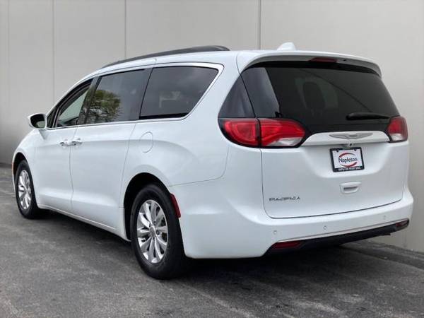2018 Chrysler Pacifica Touring Plus FWD - - by for sale in Calumet City, IL – photo 10