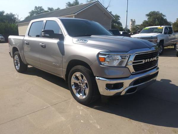 2019 Ram 1500 Crew Cab - Financing Available! - cars & trucks - by... for sale in Wichita, KS – photo 2