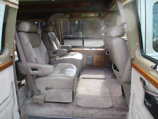 1994 GMC Vandura 2500 Conversion Van for sale in Wallingford, CT – photo 15