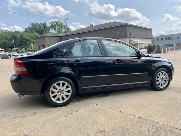 2007 Volvo S40 *Fully Loaded* - cars & trucks - by owner - vehicle... for sale in Akron, OH – photo 3