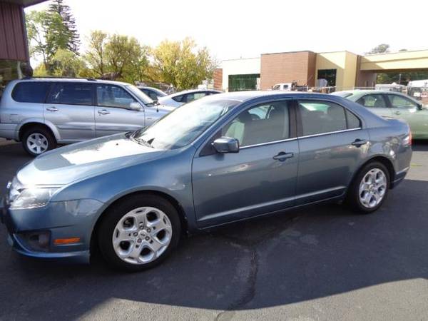 2011 Ford Fusion I4 SE - cars & trucks - by dealer - vehicle... for sale in Moscow, WA – photo 2
