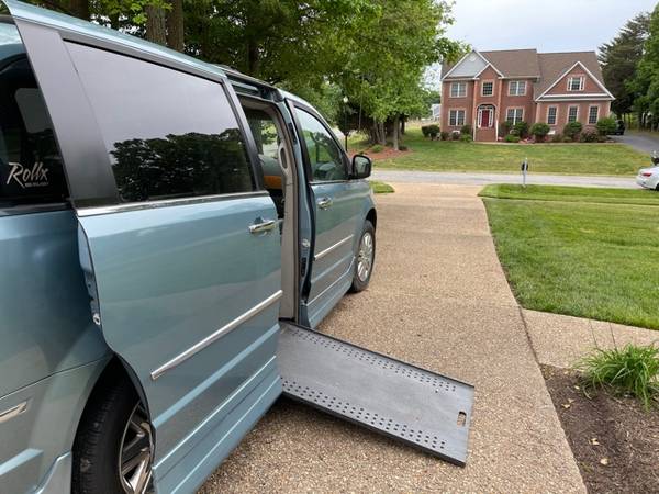 Chrysler Town & Country Wheelchair Van for sale in Chester, VA – photo 10