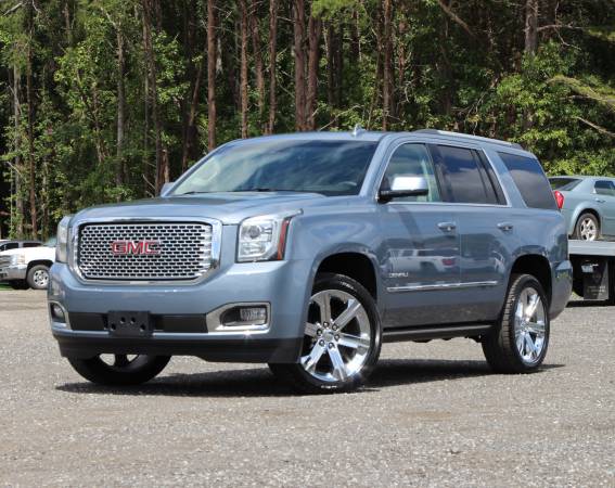 ❄️2016 YUKON DENALI🔥 LEVELED WITH FACTORY CHROME 22 INCH WHEELS L👀K for sale in KERNERSVILLE, NC – photo 2