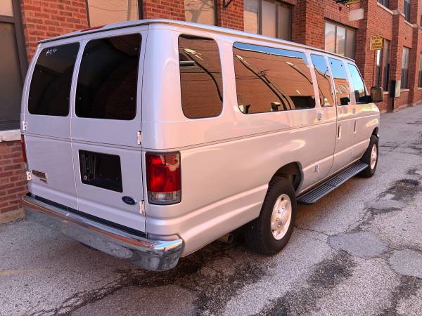 2008 Ford E350 Ext Super Duty 14 Pass Van 96K 1 owner Like New! for sale in Chicago, IL – photo 2