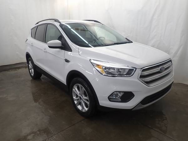 2018 Ford Escape SE - - by dealer - vehicle automotive for sale in Perham, ND – photo 19