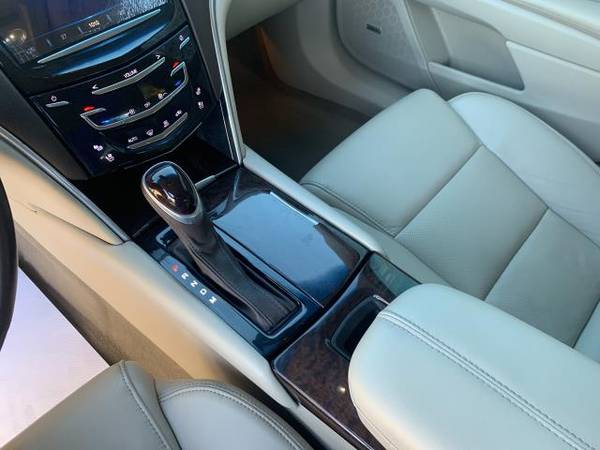 2016 Cadillac XTS 4dr Sdn Luxury Collection FWD - cars & trucks - by... for sale in Rome, NY – photo 19