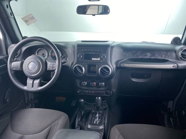 2014 Jeep Wrangler Unlimited Sport S SUV 4D suv Silver - FINANCE -... for sale in Champlin, MN – photo 20