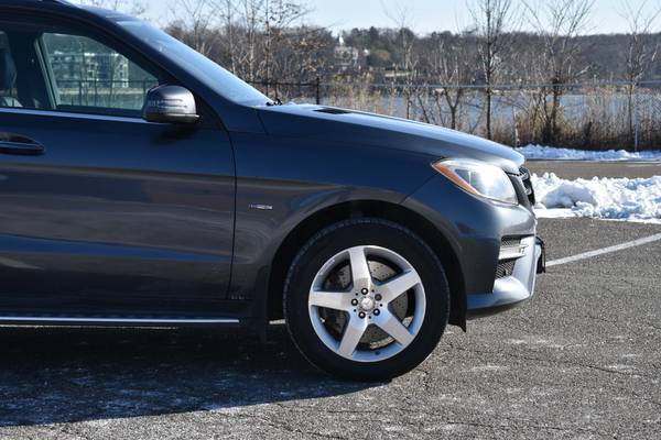 2012 Mercedes-Benz M-Class ML 550 4MATIC - - by dealer for sale in Great Neck, NY – photo 10