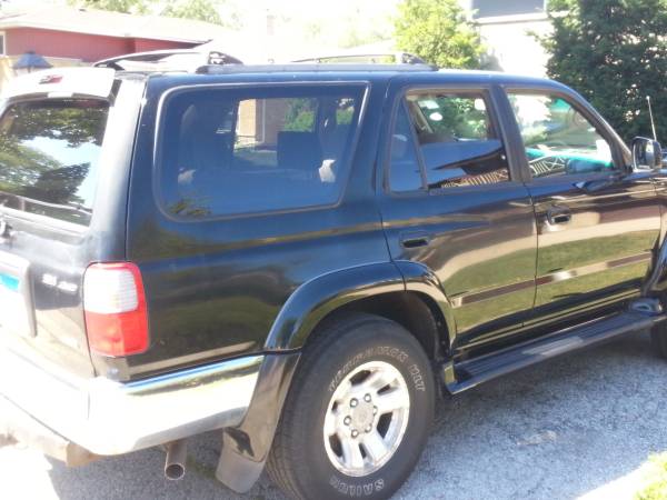 2000 Toyota 4runner - cars & trucks - by owner - vehicle automotive... for sale in Skokie, IL – photo 2