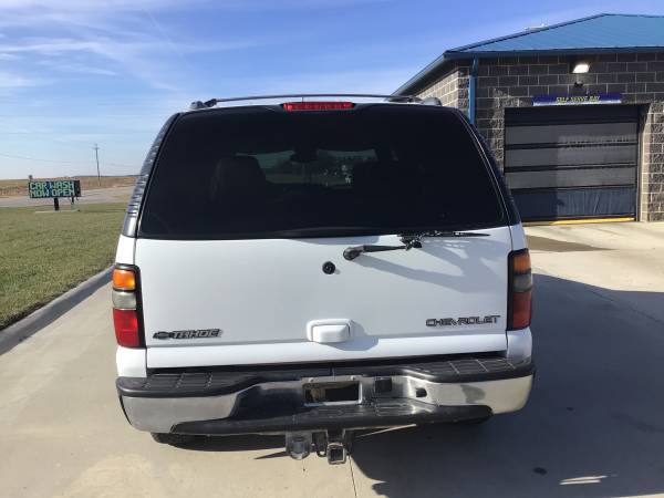 White Chevy Tahoe 1500 4X4 - cars & trucks - by dealer - vehicle... for sale in Dallas Center, IA – photo 10