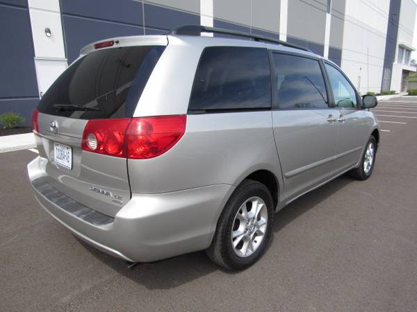 2006 TOYOTA SIENNA LE AWD - - by dealer - vehicle for sale in Kansas City, MO – photo 6