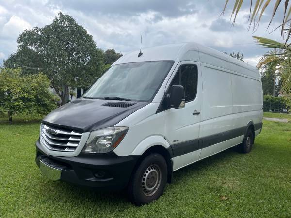 sprinter 2500 - - by dealer - vehicle automotive sale for sale in Miami, FL – photo 2