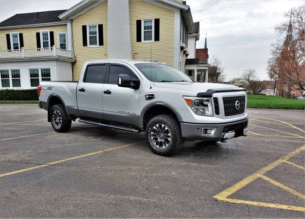 2016 Nissan Titan with Cummins diesel for sale in Lancaster, OH – photo 6