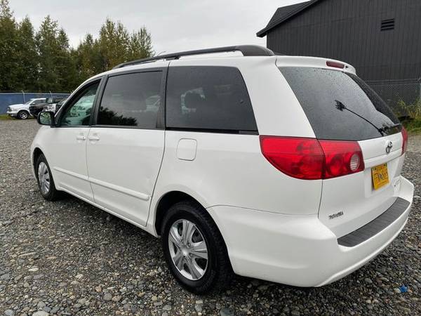 2007 Toyota Sienna CE Minivan 4D FWD - cars & trucks - by dealer -... for sale in Anchorage, AK – photo 7