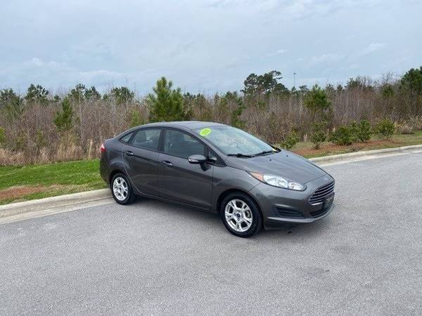 2016 Ford Fiesta SE sedan Gray - - by dealer - vehicle for sale in Swansboro, NC – photo 9