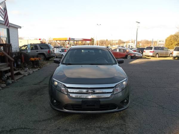 Ford Fusion SE 2011 - cars & trucks - by dealer - vehicle automotive... for sale in Mattawan, MI – photo 2