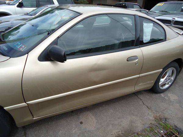 2005 Pontiac Sunfire Base 2dr Coupe CASH DEALS ON ALL CARS OR BYO... for sale in Lake Ariel, PA – photo 2