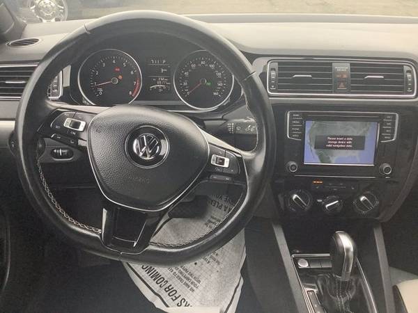 2016 Volkswagen Jetta - - by dealer - vehicle for sale in Lynnwood, WA – photo 5