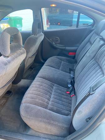 Pontiac Grand Prix SE $1800 OBO - cars & trucks - by owner - vehicle... for sale in Louisville, KY – photo 5