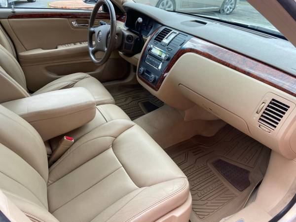 2006 Cadillac DTS Sedan - - by dealer - vehicle for sale in Salem, NC – photo 13