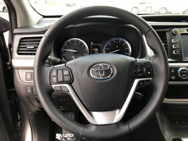 2019 Toyota Highlander XLE for sale in Georgetown, TX – photo 16