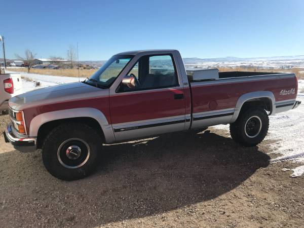 Chevy Silverado 2500 low miles - cars & trucks - by owner - vehicle... for sale in Arapahoe, WY – photo 2