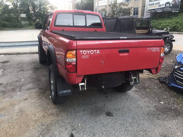 12500 obo ToyotaTacoma lifted wheels trade new frame for sale in Mc Donald, PA – photo 4